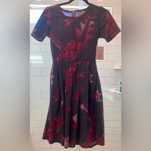 NWT new size small Amelia Lularoe dress pockets Aztec grey pink print zipper